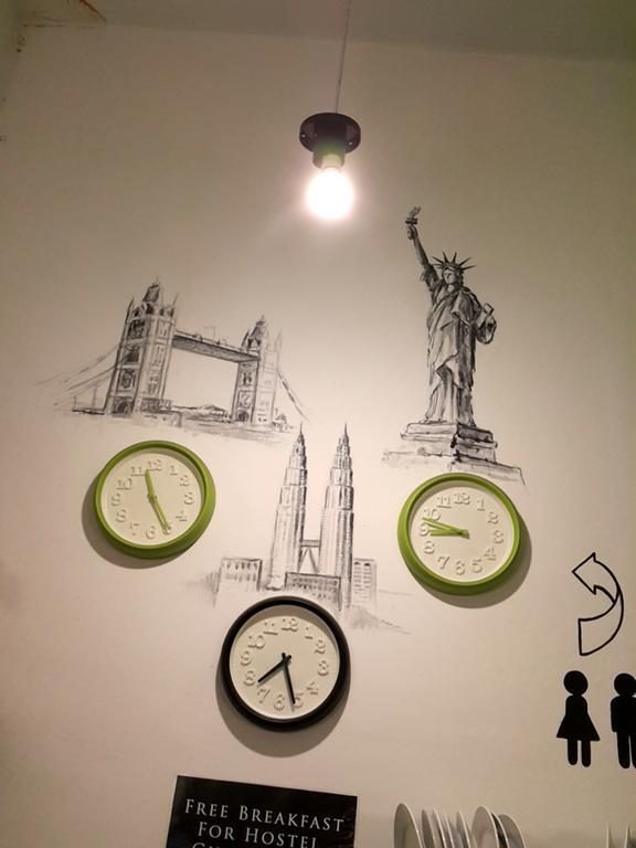 Pods The Backpackers Home & Cafe, Kuala Lumpur Exterior foto