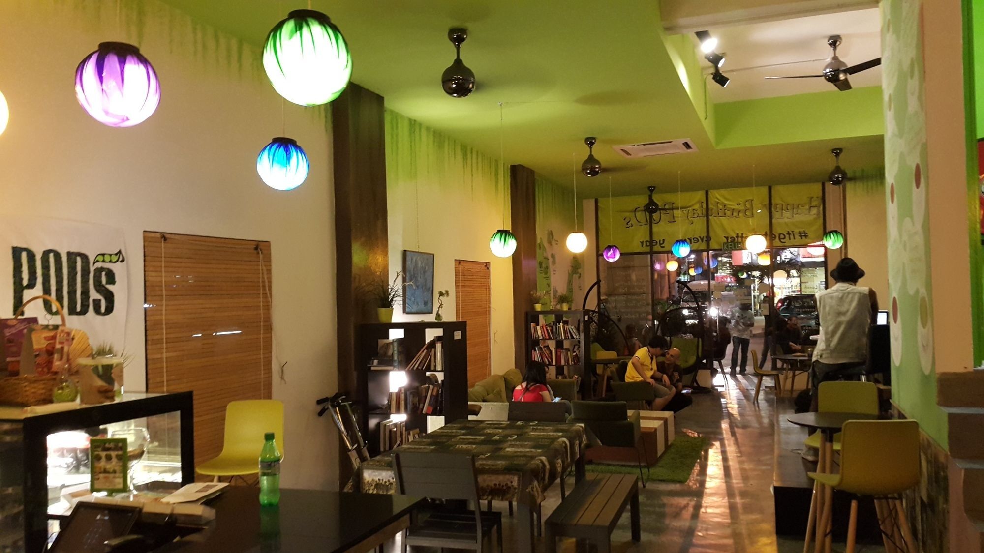 Pods The Backpackers Home & Cafe, Kuala Lumpur Exterior foto