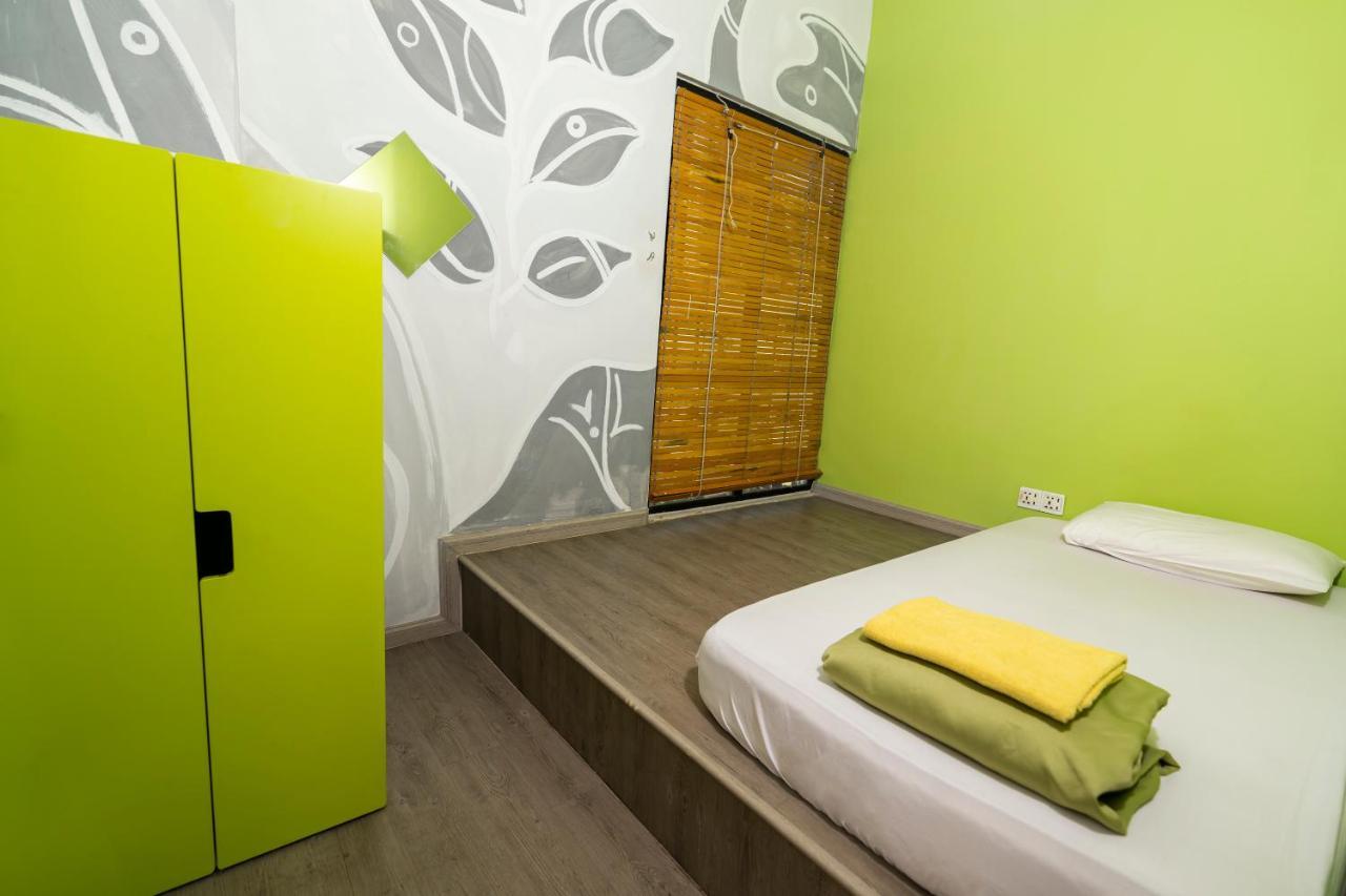 Pods The Backpackers Home & Cafe, Kuala Lumpur Exterior foto